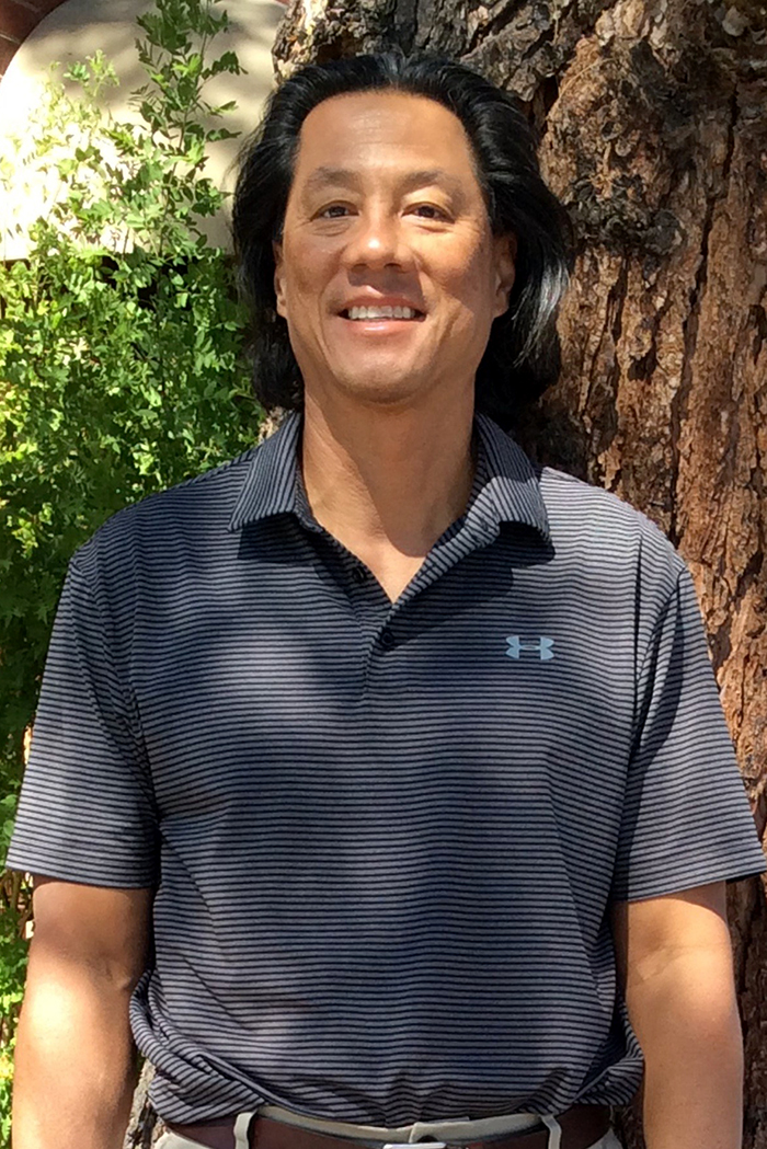 Weight-Loss Surgeon Darren Soong, MD, standing outside