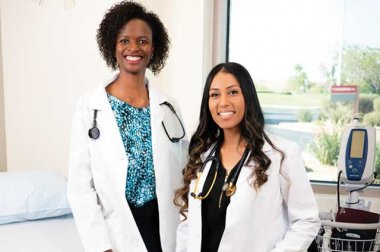 Dos nuevos doctores de Valley Health System