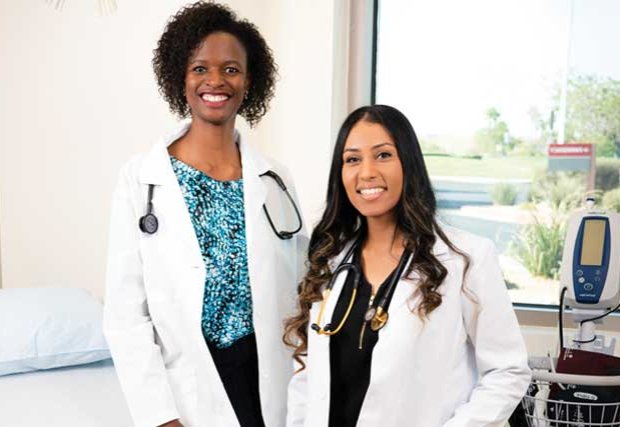 Dos nuevos doctores de Valley Health System