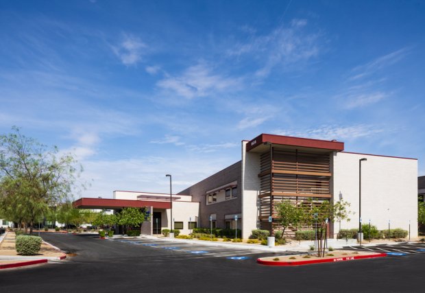 Exterior del Hospital de Especialidades de Valley Health